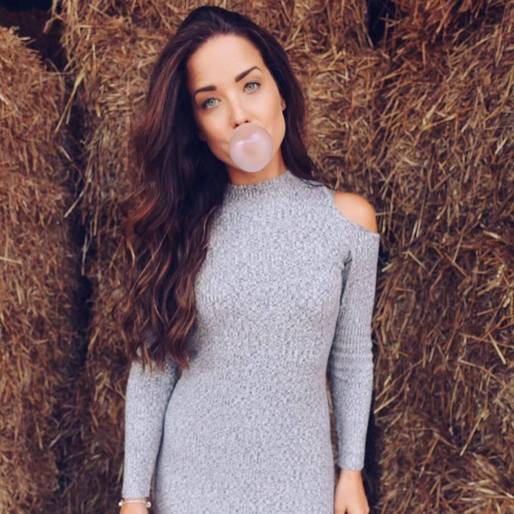 Meet your Posher, Naomi